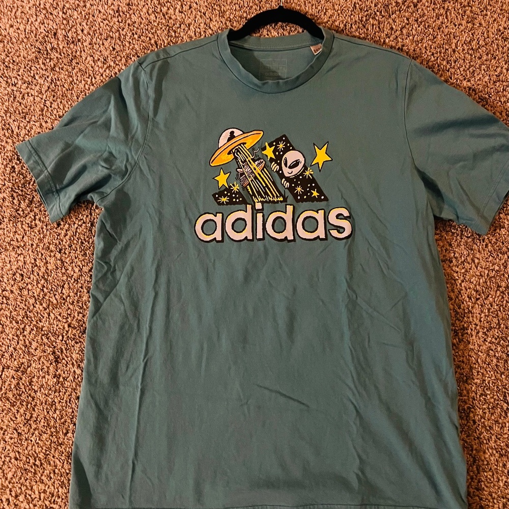 Adidas T-shirt